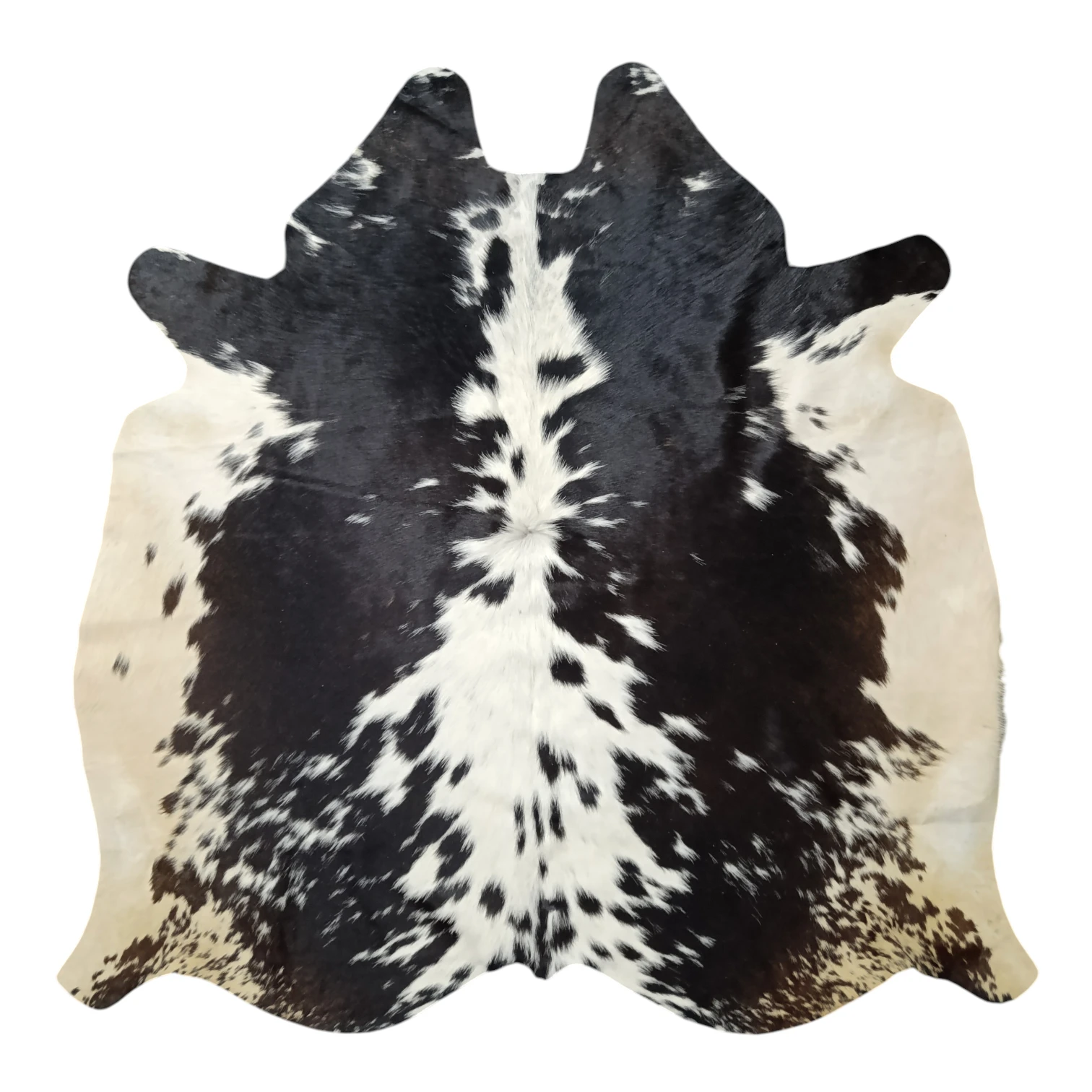Premium Brazilian Cowhide Rug Tricolor - SIZE 4'-7" x 4'-8"