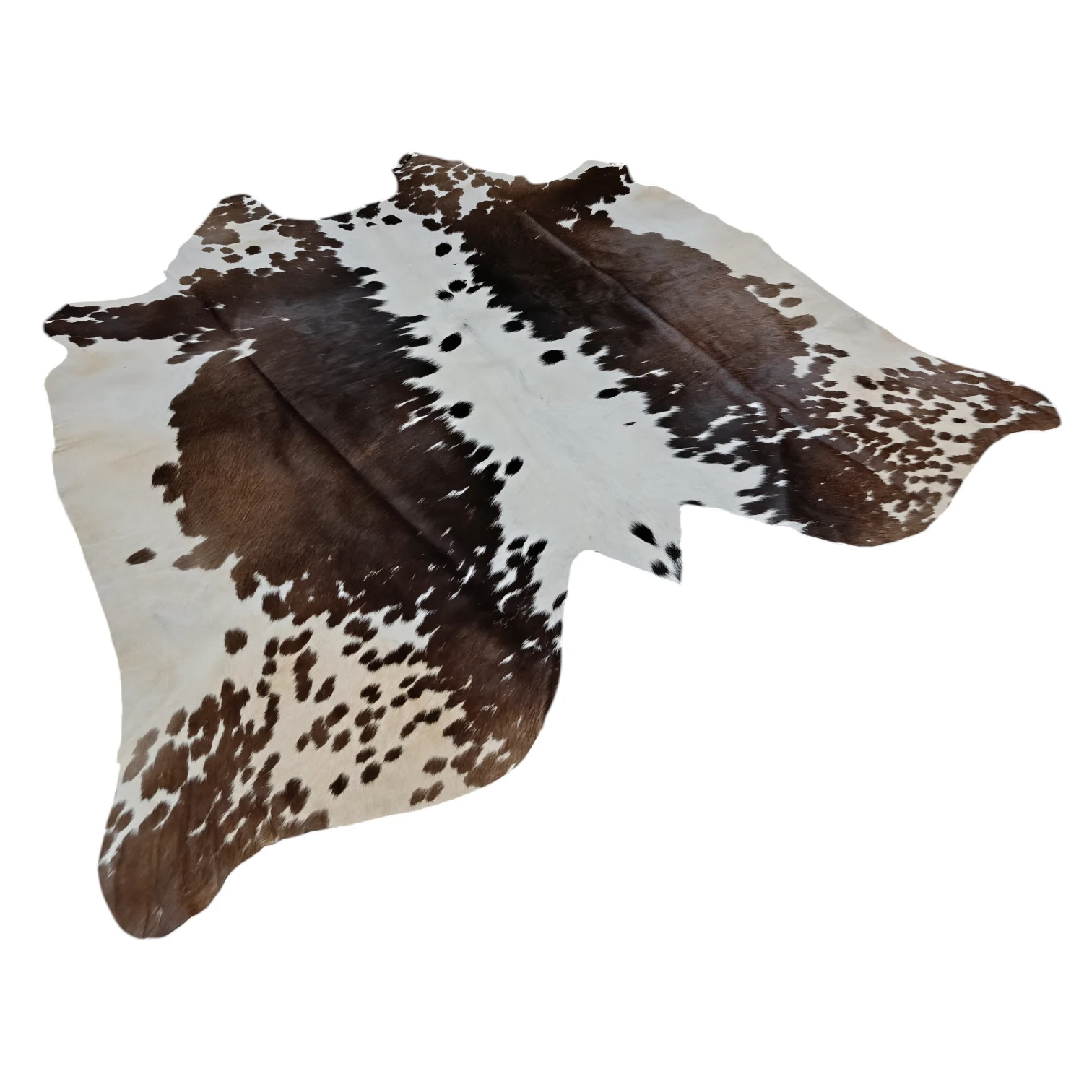 Brown and White salt and pepper, Tricolor Cowhide Rug – 4'-10" x 4'-9" - Image 4