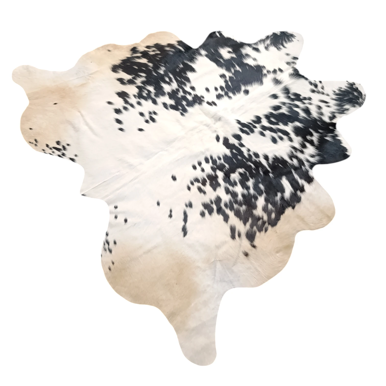 Black salt and pepper Cowhide Rug – 5'-2" x 4'-7" - Image 4