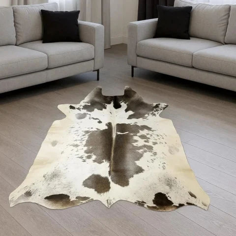 Grey salt and pepper cowhide rug, 4'-0" x 4'-2", natural hide rug by Ventinots in Living room
